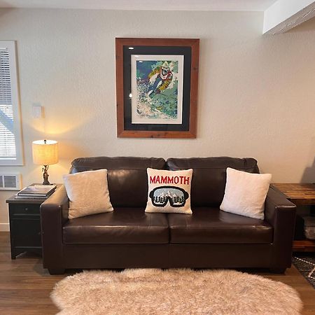 Tastefully Remodeled Condo At Mammoth Ski & Racquet Club, Hot Tub, Garage, 10 Min Walk To Ski Lifts Mammoth Lakes Exterior foto