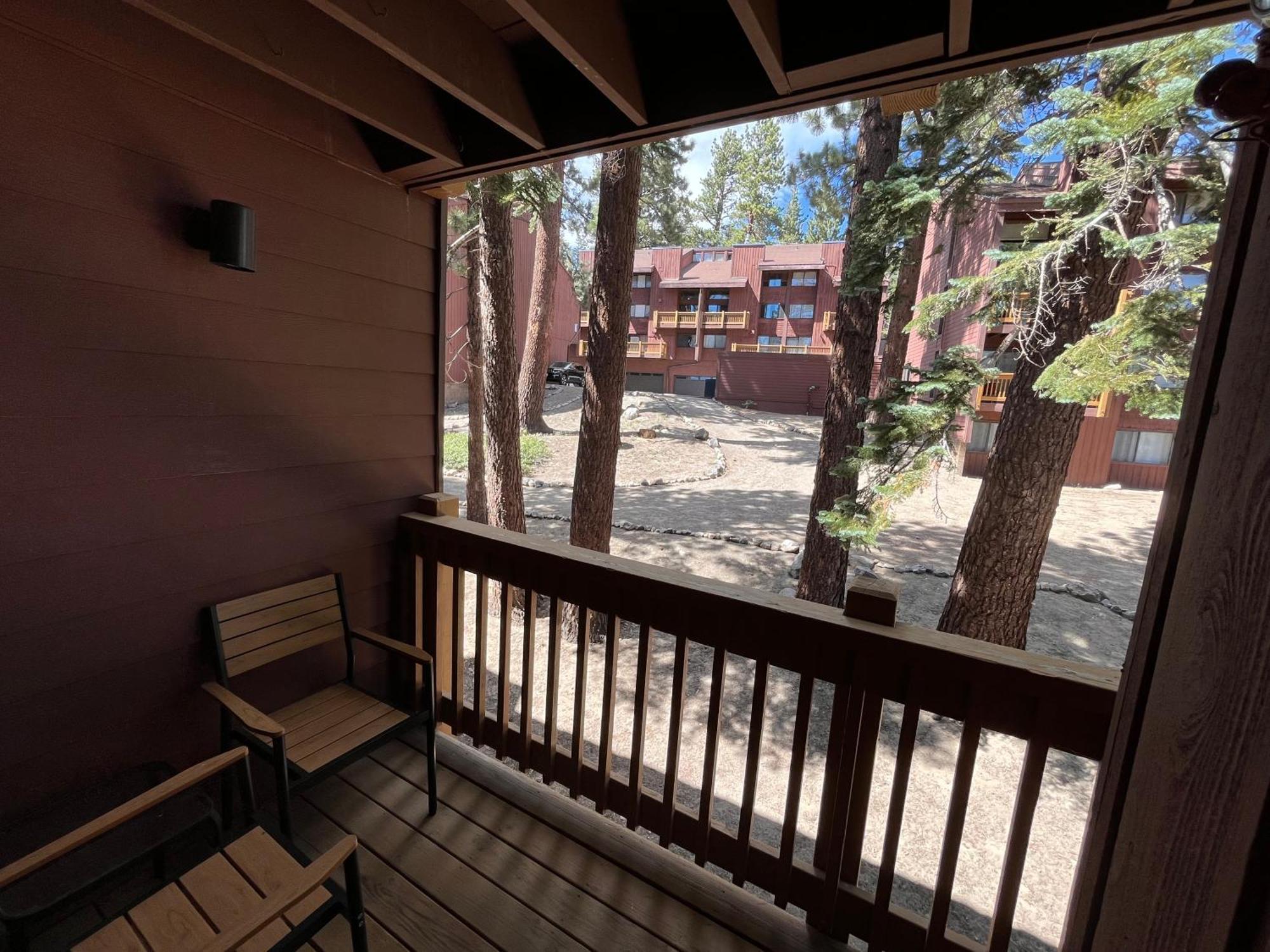 Tastefully Remodeled Condo At Mammoth Ski & Racquet Club, Hot Tub, Garage, 10 Min Walk To Ski Lifts Mammoth Lakes Exterior foto