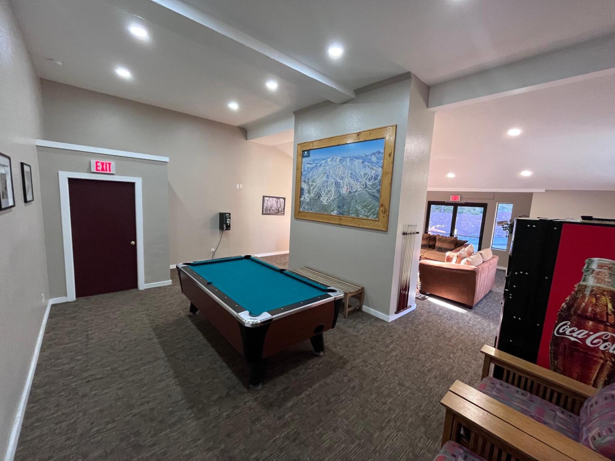 Tastefully Remodeled Condo At Mammoth Ski & Racquet Club, Hot Tub, Garage, 10 Min Walk To Ski Lifts Mammoth Lakes Exterior foto